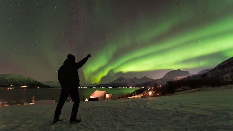 Tromsø: Aurora Safari Chase with Photos - How the included photos work