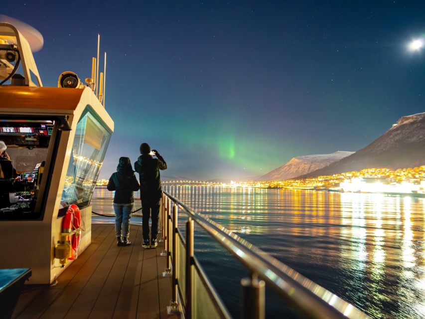Tromso Electric Northern Lights Cruise - Boarding at Kaigata and settling in at 7 pm