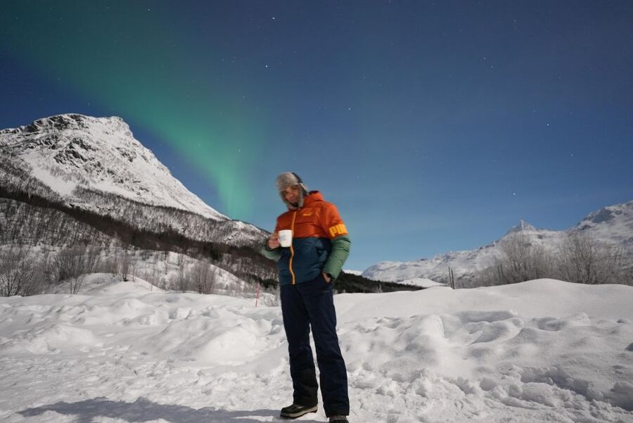 Tromsø: English/Spanish Aurora Pathfinder Tour with Photos - Key points to know before booking