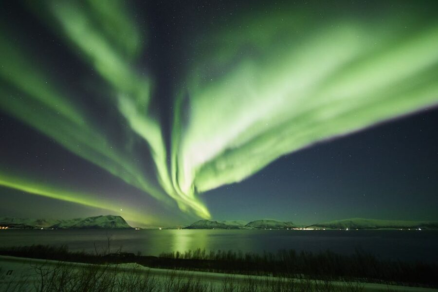 Tromso: Minivan Aurora Excursion with Pictures & Warm Suits - What this Tromsø aurora chase is really about