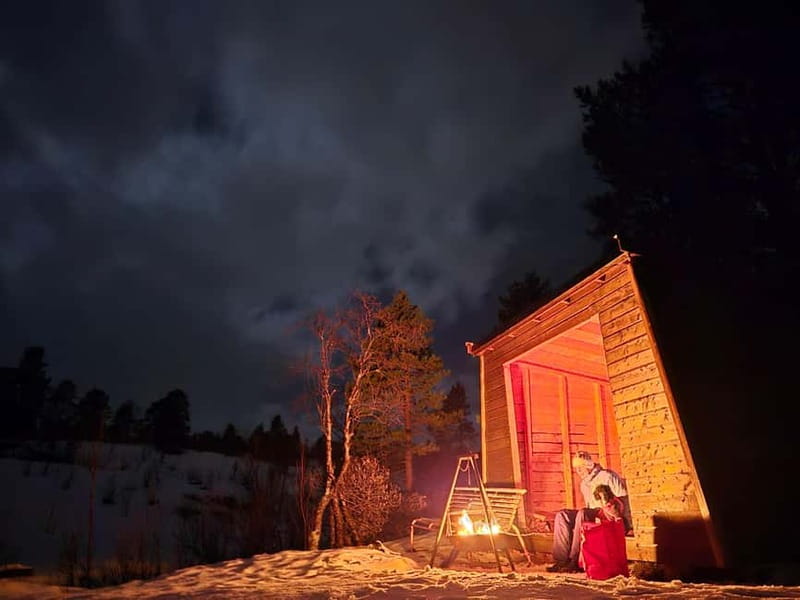Tromsø: Northern Lights and a Starlit Adventure Tour - A gentle hike through snow and forest