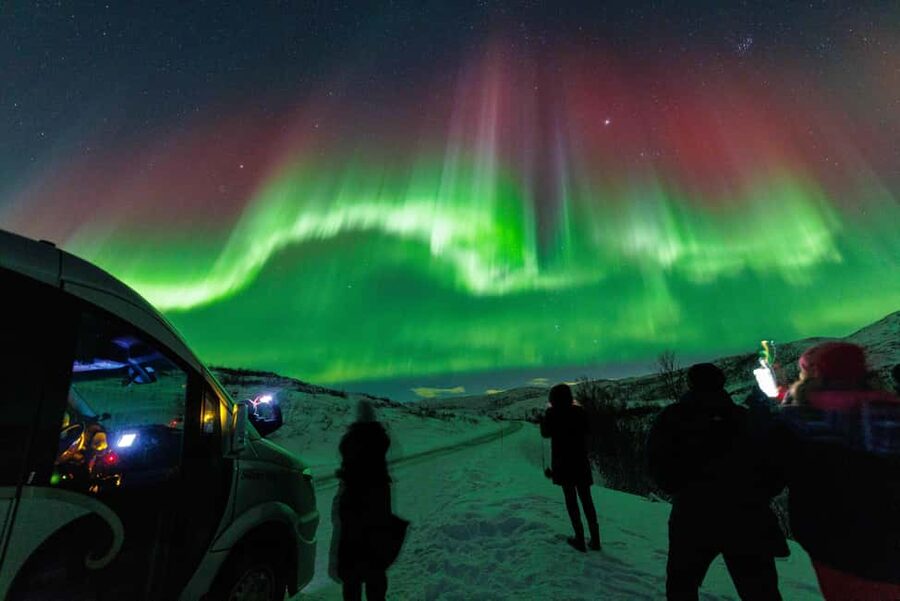 Tromsø: Northern Lights Chase in a Mercedes Benz with Photos - Is $175 a fair price?