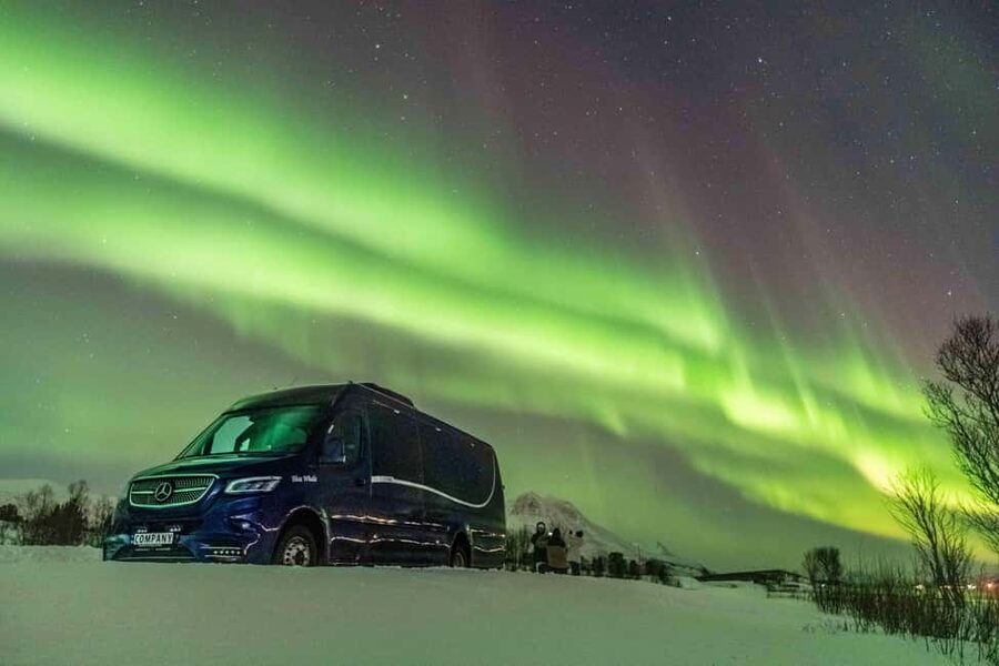 Tromsø: Northern Lights Chase in a Mercedes Benz with Photos - Meeting in central Tromsø and boarding the Mercedes minibus