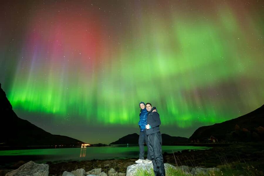 Tromsø: Northern Lights Chase, Local Guide, Foods & Pictures - Meeting at Skaret by Vander