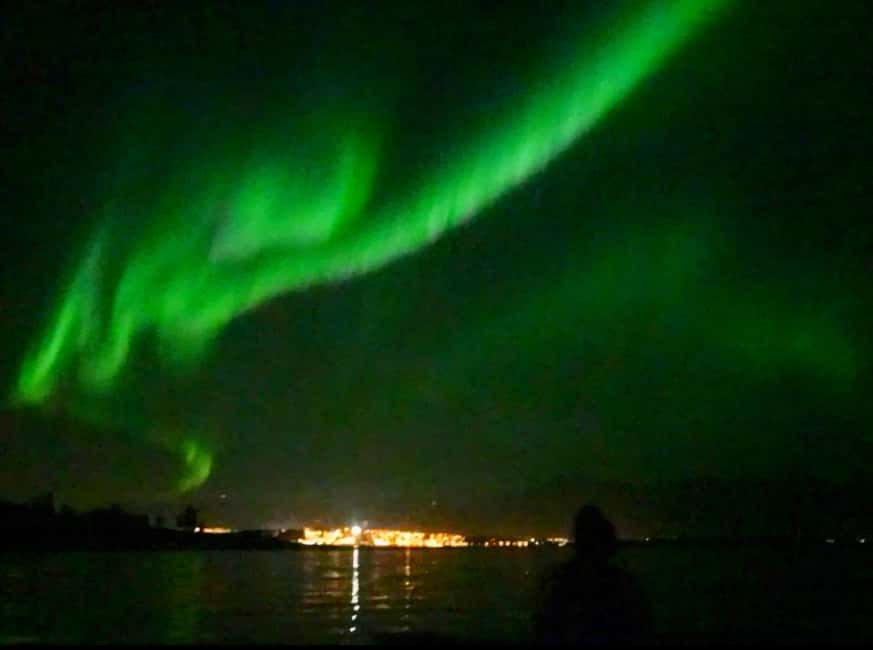 Tromsø: Northern Lights Chase — Small Group Experience - Reading the Arctic Weather in Real Time