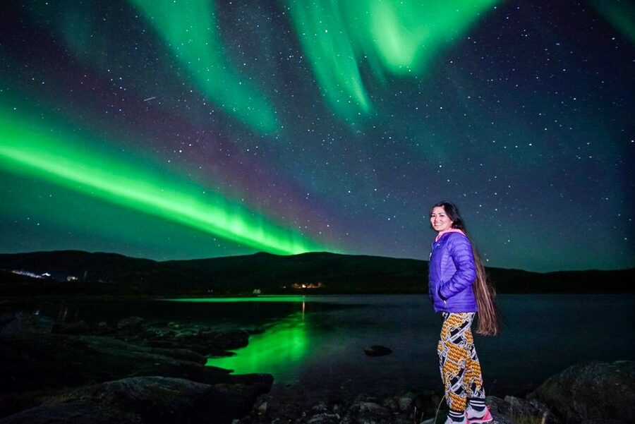 Tromsø: Northern Lights Chase with Photos and Bodysuits - Who should book this experience?