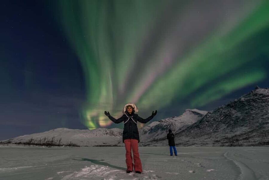 Tromsø: Northern Lights Chase with Photos and Guide - Who should book this Northern Lights tour