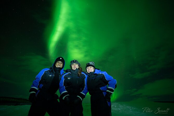 Tromso Northern Lights Minibus Chase Small Group Tour with Photos - Campfires, hot food, and a useful pause