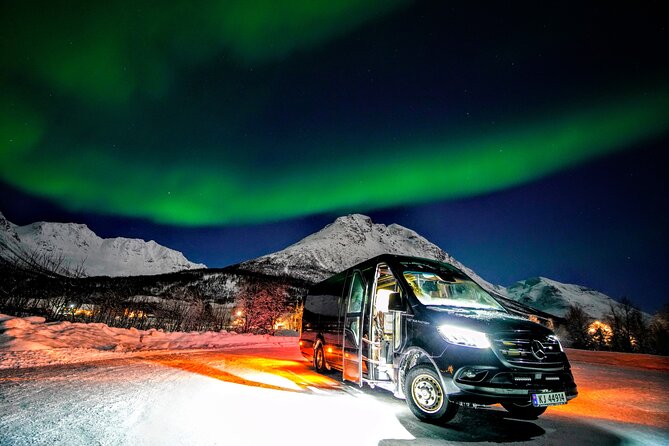TROMSO | NORTHERN LIGHTS PIONEERS | Photos included - Warm suits, hot chocolate, and waiting outside