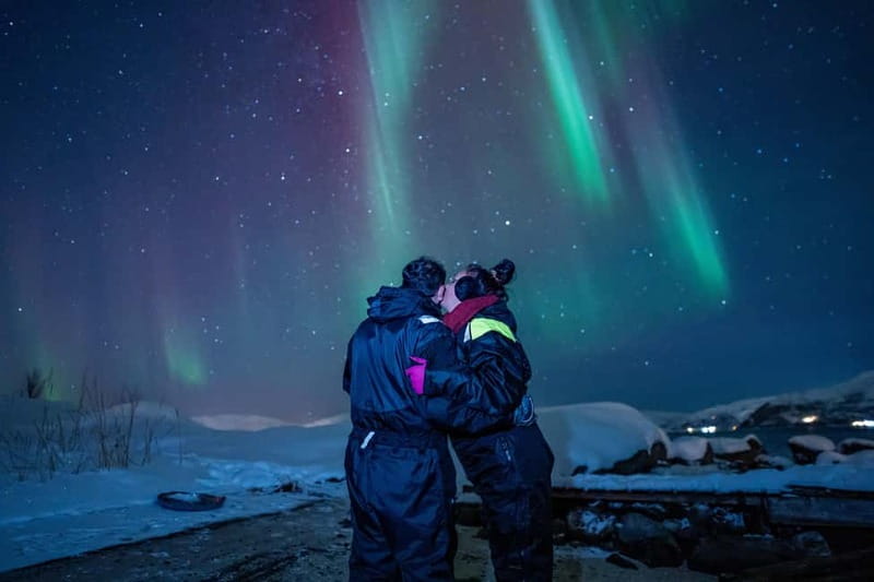 Tromsø: Northern Lights Tour with Hot Drinks and Snacks - Who should book this Tromsø tour?