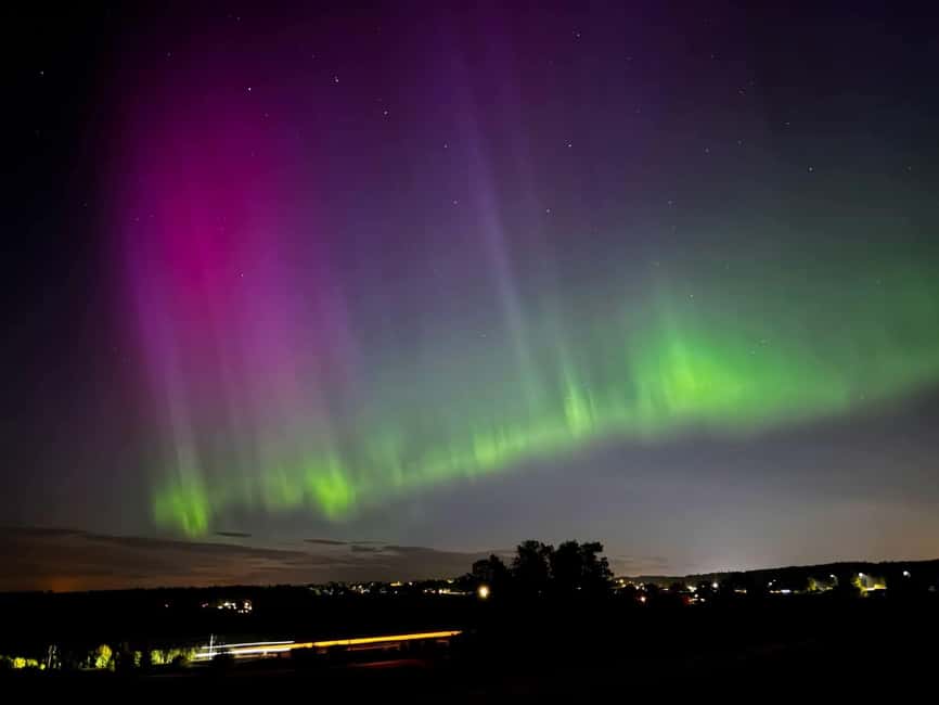 Tromsø: Northern Lights Tour with Photos & Snacks - The guide makes the difference