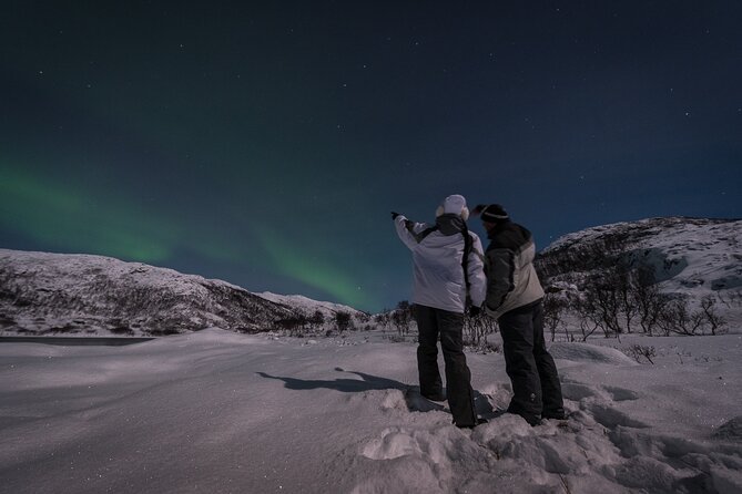 Tromsø Norway - Small Group Aurora Hunt Tour with a local guide - Food, photos, and useful equipment