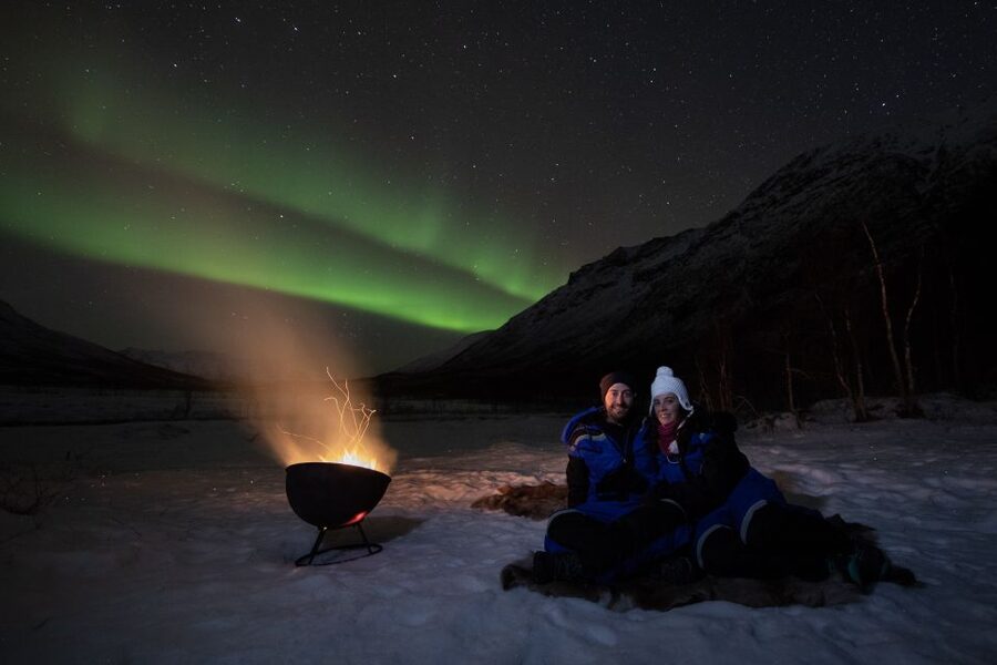Tromsø: Private Aurora Chase with Meals, Campfire, Photos. - Key points at a glance