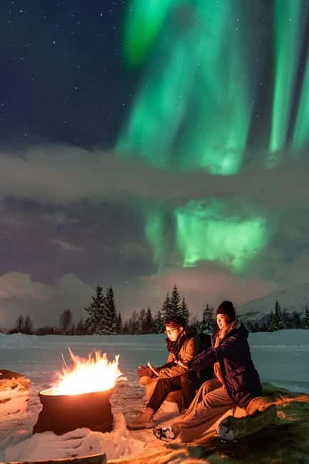 Tromsø: Private Northern Lights Chase 2-8 guests - Is $1,573 good value for your group?
