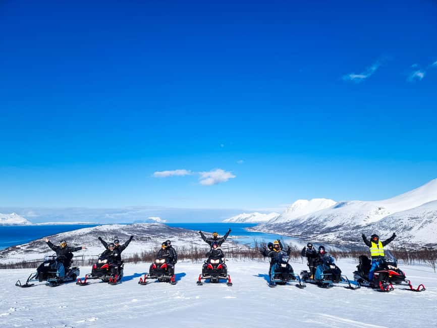 Tromsø: Snowmobile Tour with Aurora Crystal Lavvo Stay - Dinner, stories, and the Northern Lights forecast