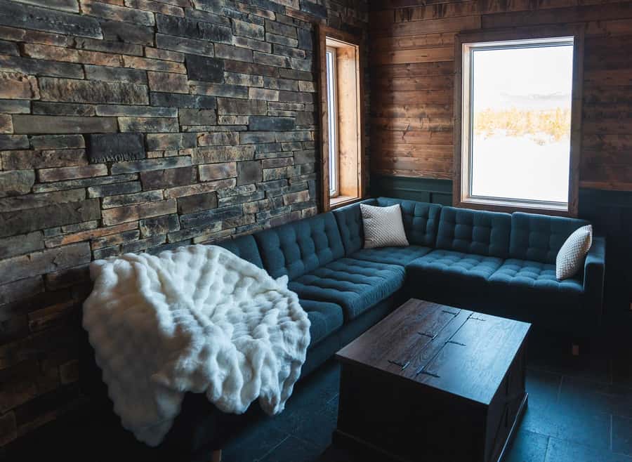 Whitehorse: Luxury Northern Lights Viewing - Fire, snacks, and a Yukon-style wait