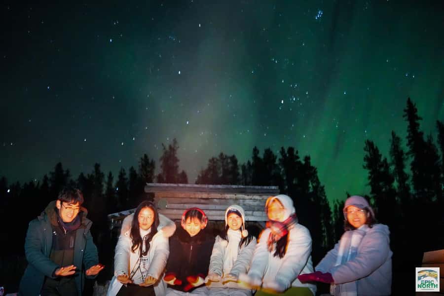Whitehorse: Luxury Northern Lights Viewing - Guides who make the difference