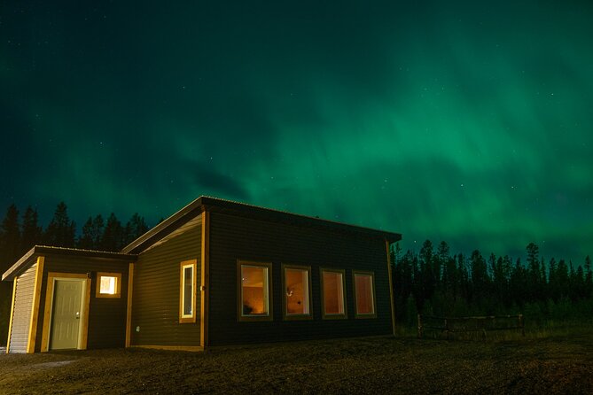 Whitehorse's Coziest Aurora Viewing Experience - The aurora may last only a few minutes