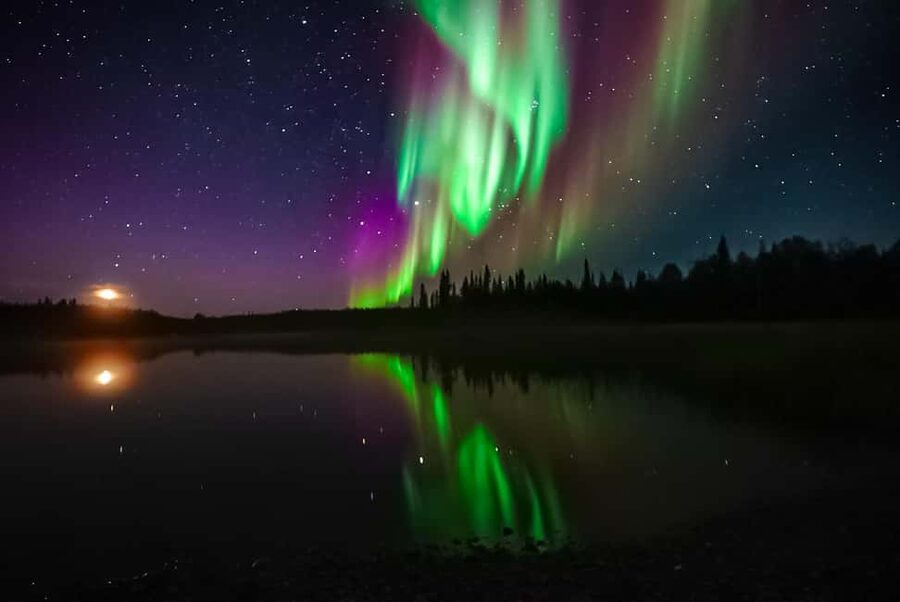 Yellowknife: 2 Nights Aurora Hunting and Viewing in Cabin - The Guide Can Make or Break the Night