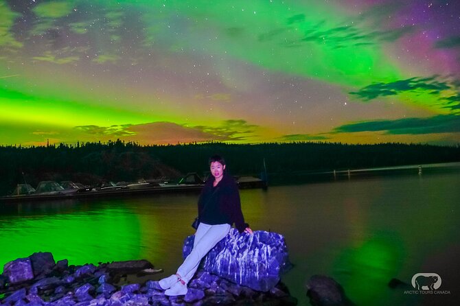 Yellowknife Private Northern Lights Tour with Transportation - Starting at The Explorer Hotel at 10 p.m.