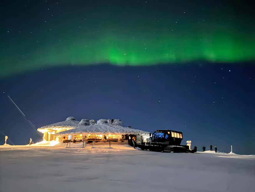 Ylläs: Northern Lights Dinner with Snowcat Ride - Reaching Ylläskammi 718 at the top