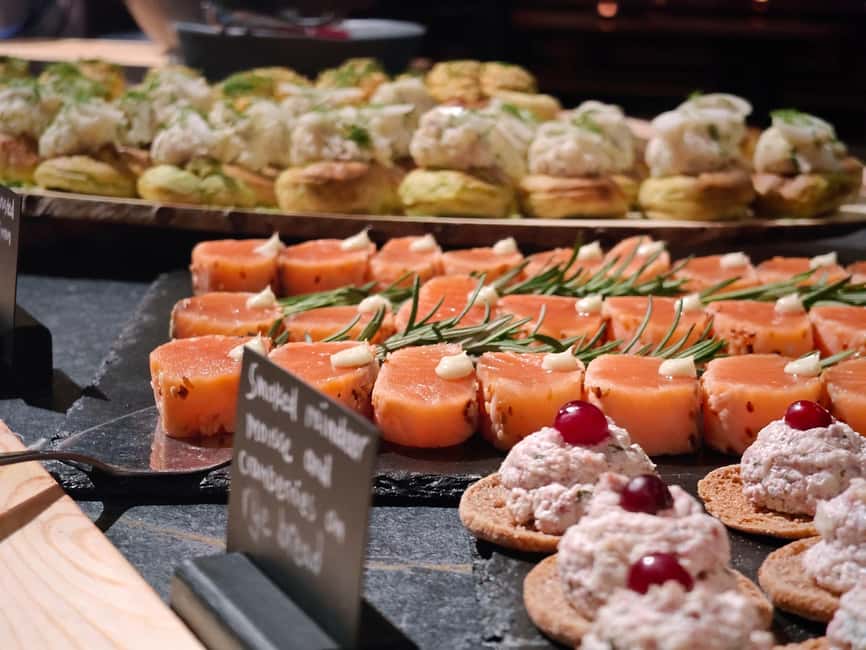 Ylläs: Northern Lights Dinner with Snowcat Ride - What the 15-minute snowcat ride is really like