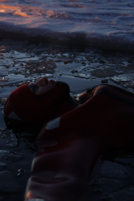 Ylläs: Northern Lights Ice-Floating Experience with Transfer - The Northern Lights question